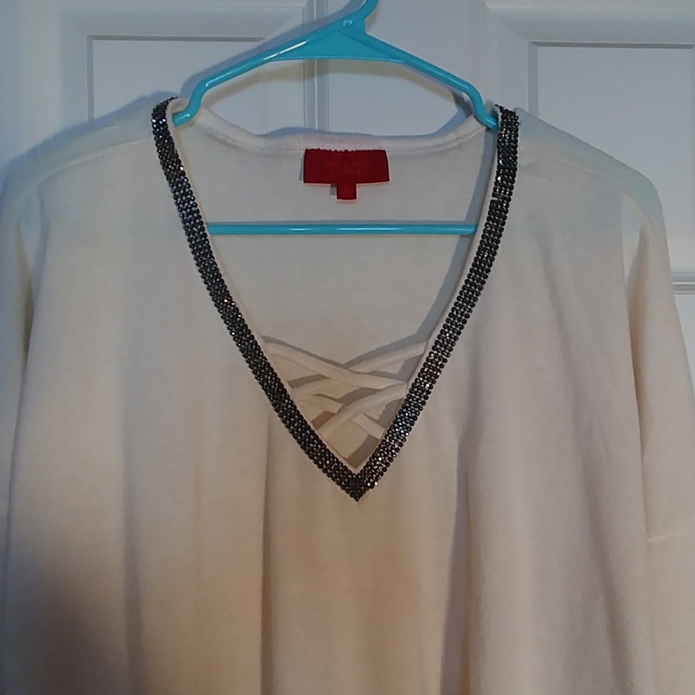 Jennifer Lopez sweater